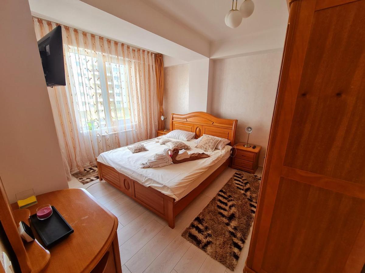 Melly's Summerland Apartament *